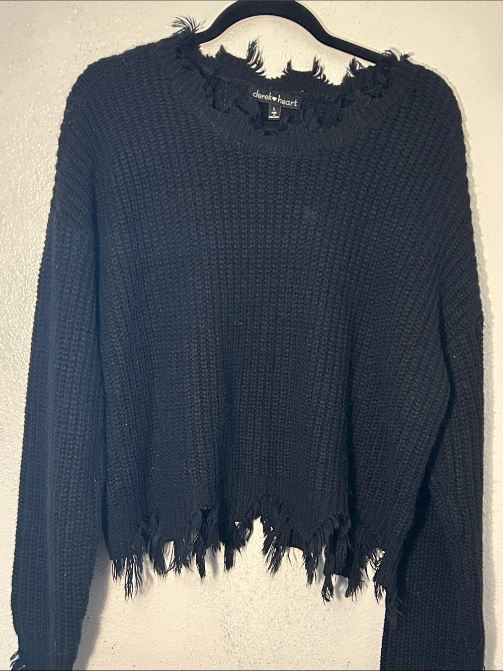 Derek Heart Black Distressed Fringe Cropped Knit Sweater Size L